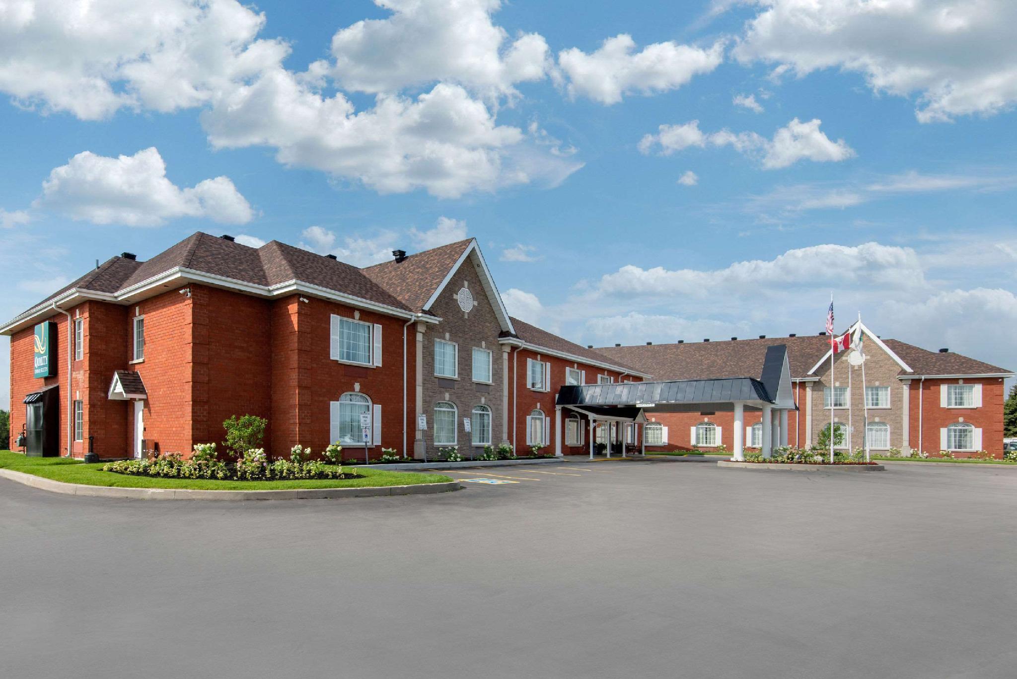 Quality Inn & Suites Oakville Exteriér fotografie