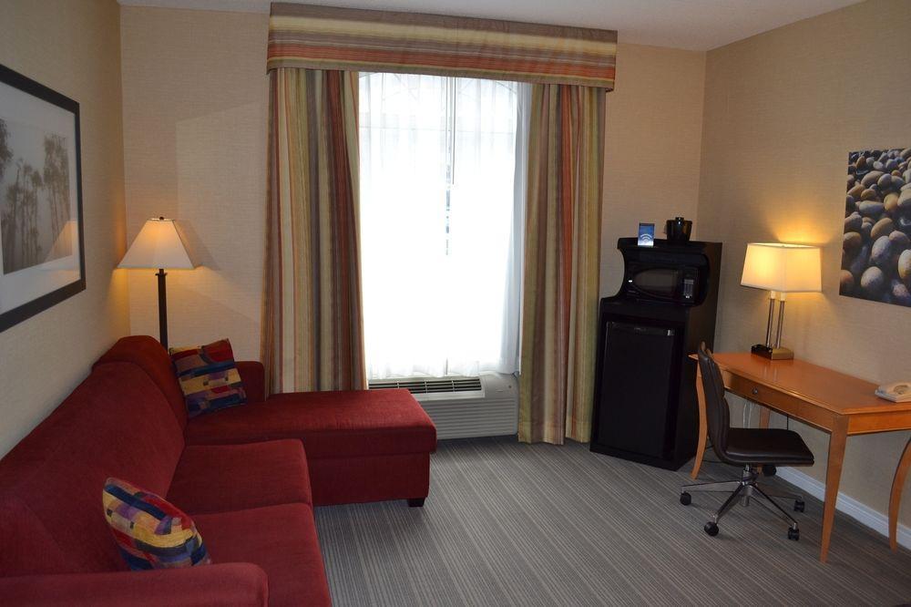 Quality Inn & Suites Oakville Exteriér fotografie